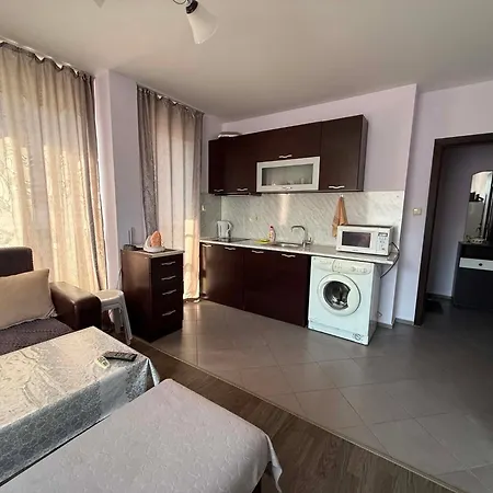Dimitrov Apartment *